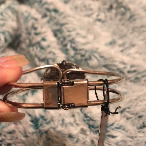 Bracelet - Picture 2 of 4